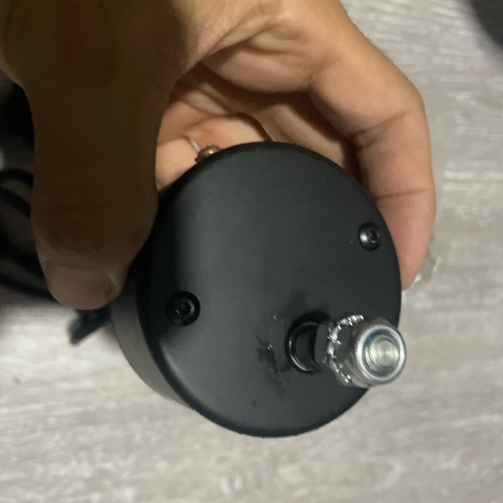 Disco ball motor new 
See pictures for details 
220v